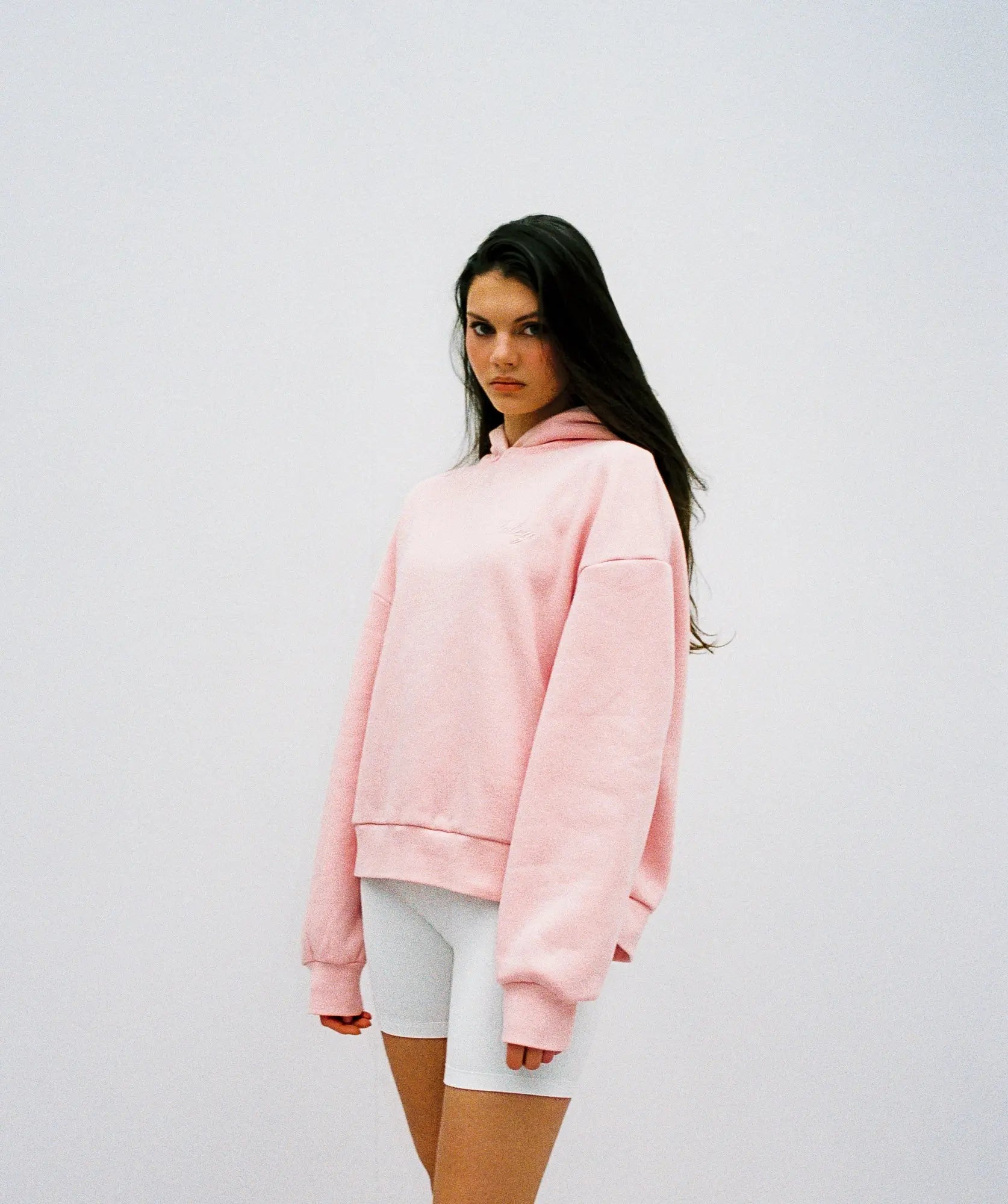 Back Logo Hoodie Pink - Laley - En flaterende hettegenser som passer til daglig bruk