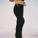 Laley flared yoga pants, elegante dame klær fra Sophie Elise