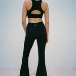 Feminine flared yoga pants dame klær, Laley av Sophie Elise