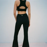 Feminine flared yoga pants dame klær, Laley av Sophie Elise