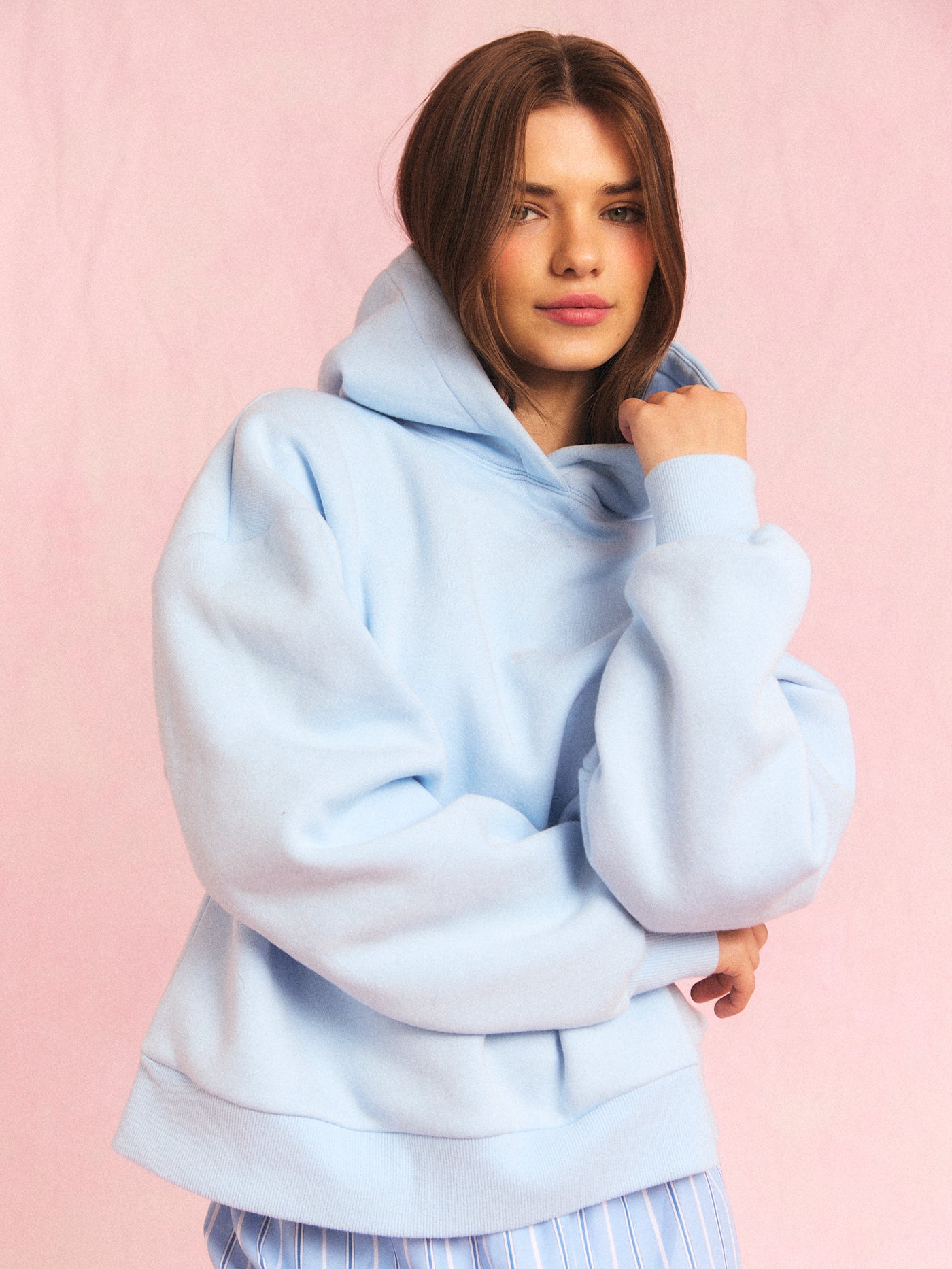Back Logo Hoodie (himmelblå)