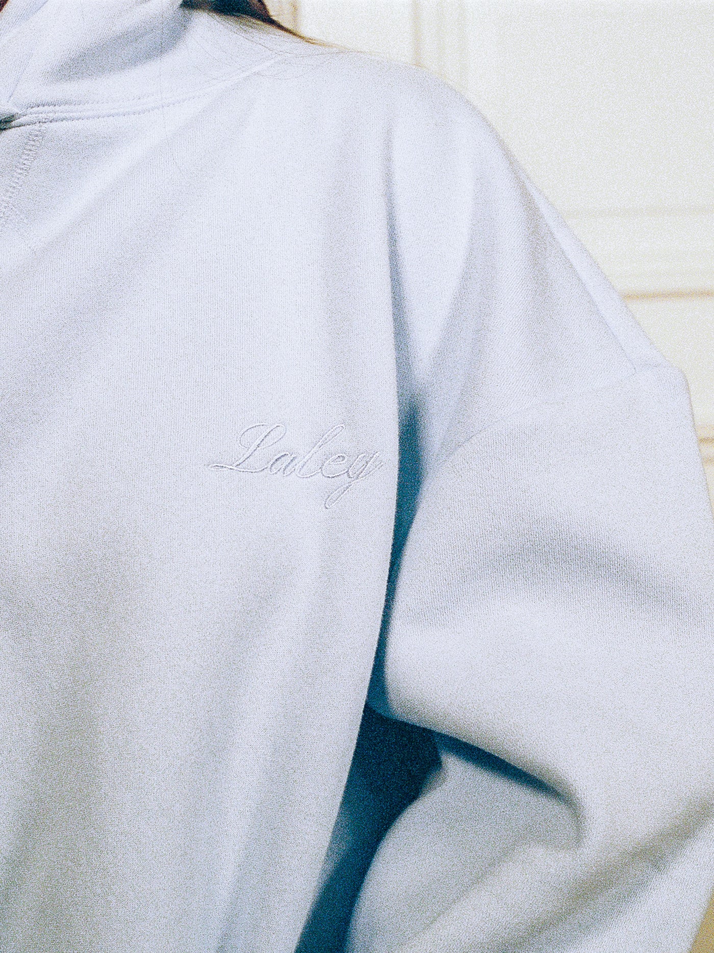 Back Logo Hoodie (himmelblå)