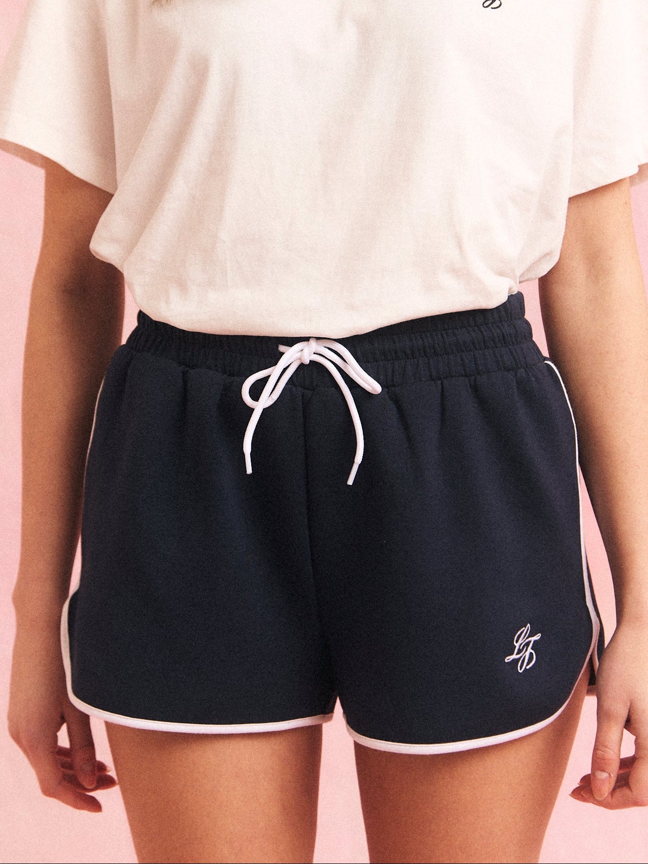 Call on me shorts i navy